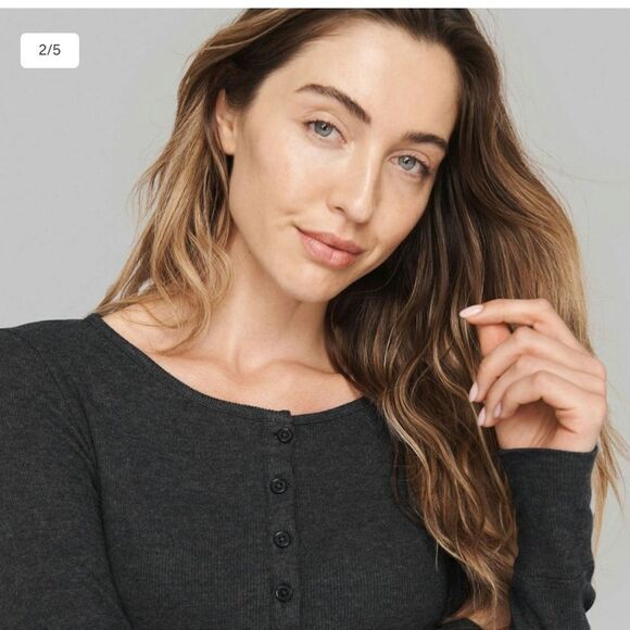 Tommy John Downtime Henley Charcoal Heather S‎ NWT - Picture 2 of 7